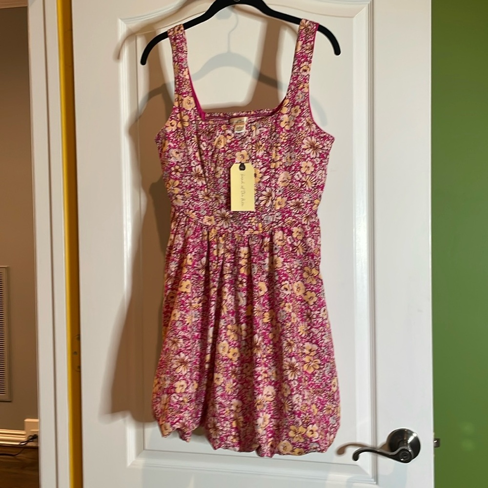 Band of the Free flouncy balloon mini dress Size Medium P2P 17 🌸🌺🌷NWT